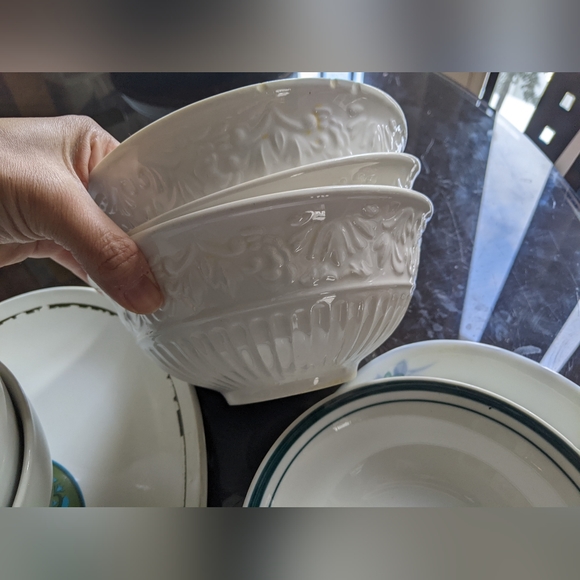 5/$35 Plates and bowls - Picture 3 of 6